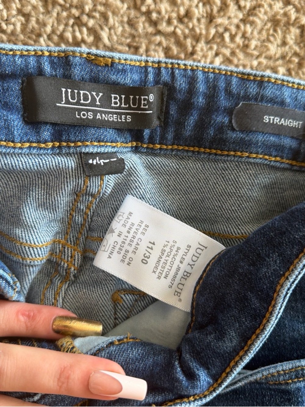 Judy Blue Straight Leg Jeans in Classic Blue Wash